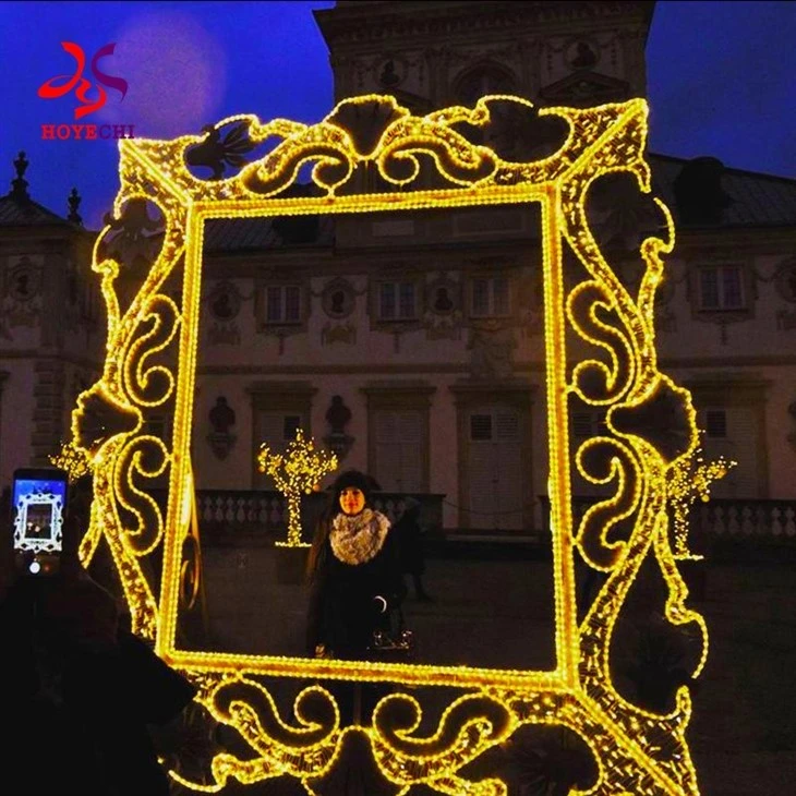Hoyechi Giant Mermaid Shape Iron Photo Frame Sculpture Motif Light For Scenic Area Visitor Interaction